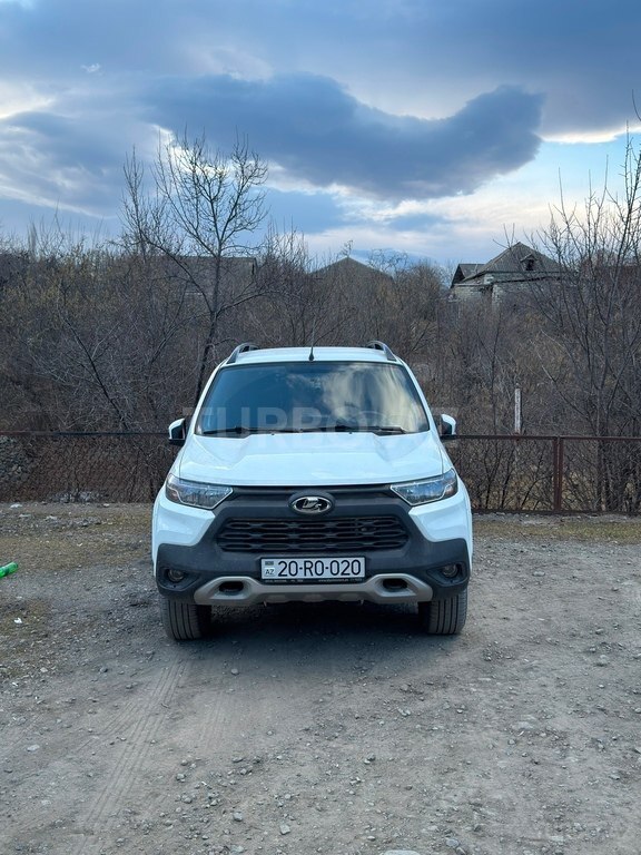 LADA (VAZ) Niva Travel