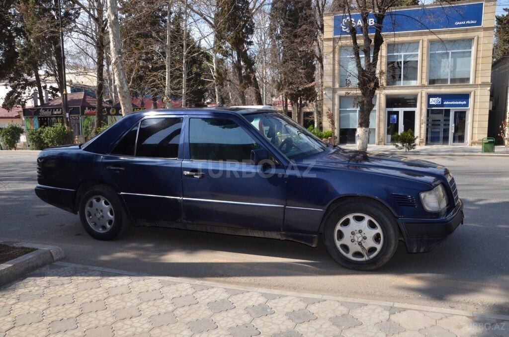 Mercedes 250 D