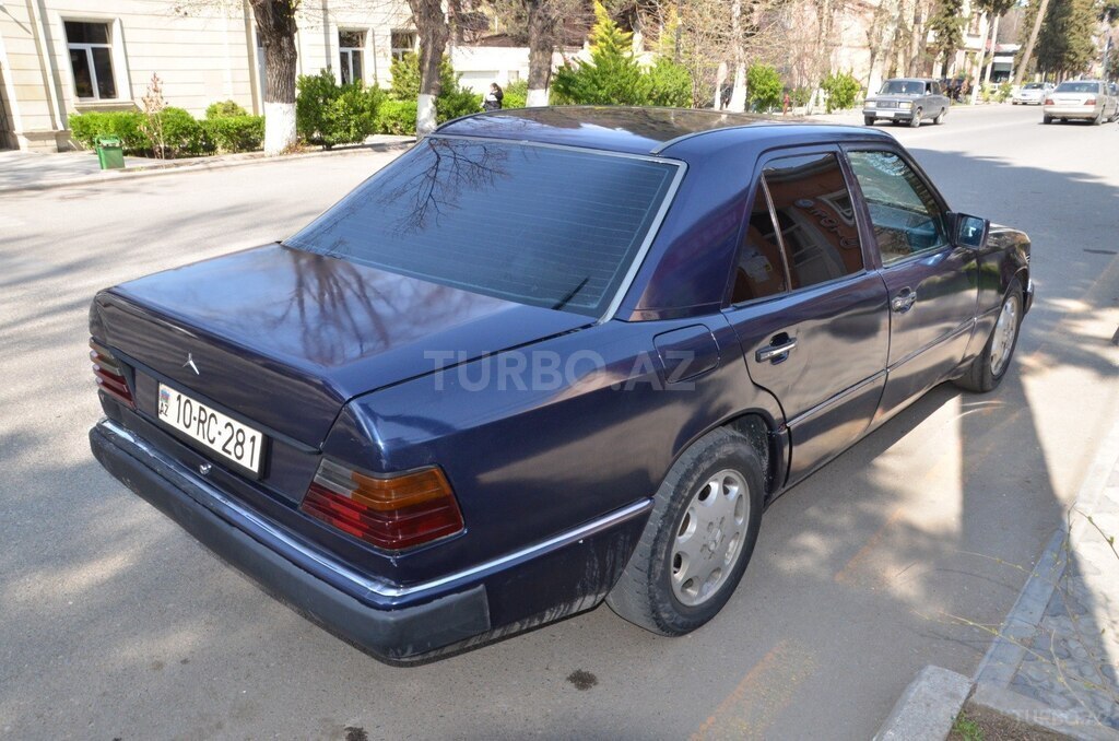Mercedes 250 D