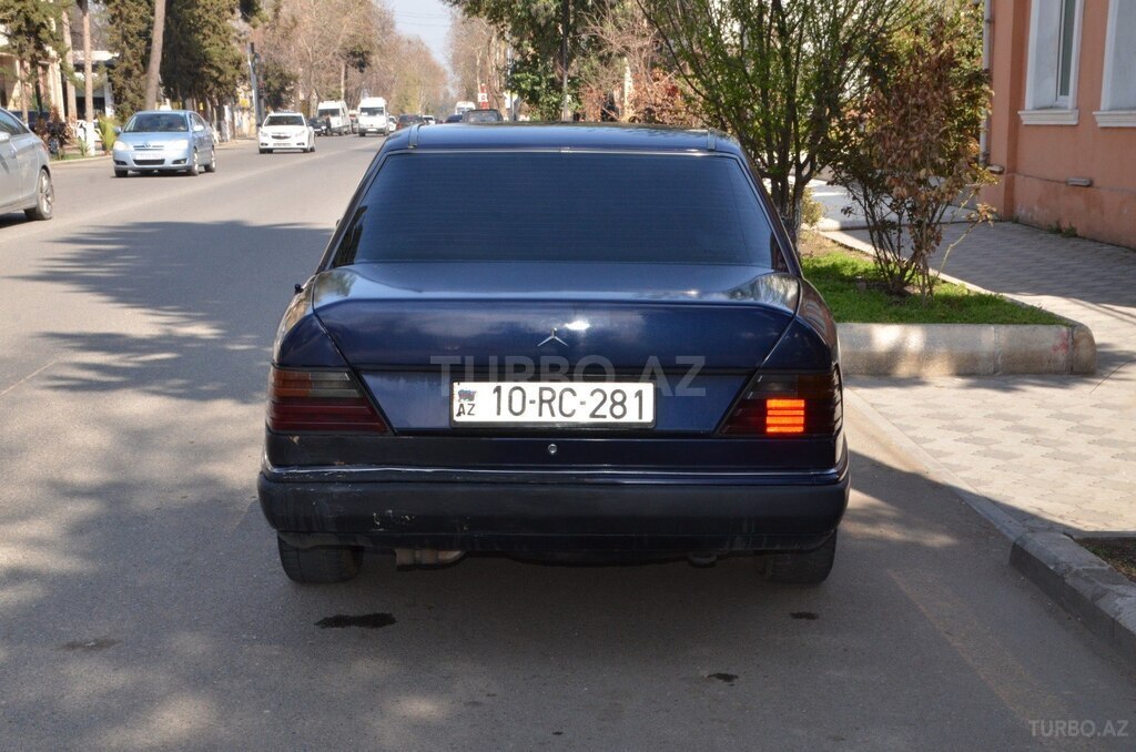 Mercedes 250 D