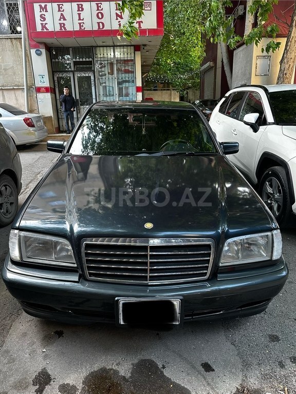 Mercedes C 200