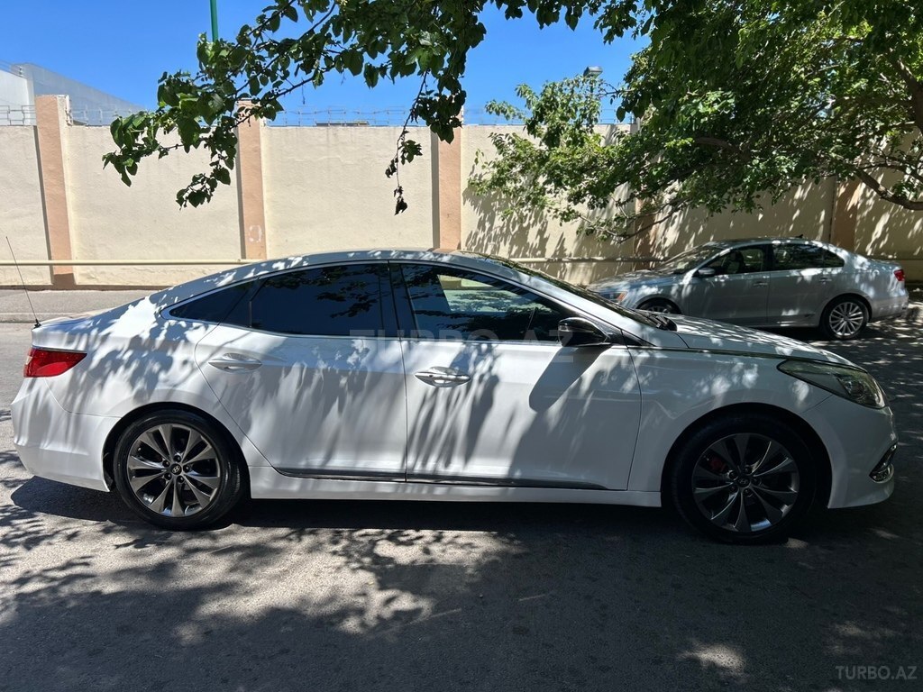 Hyundai Azera
