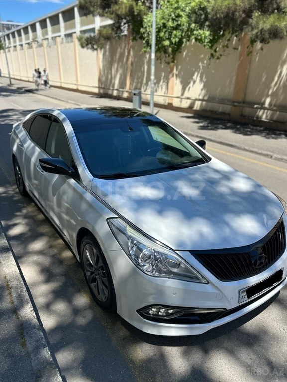 Hyundai Azera
