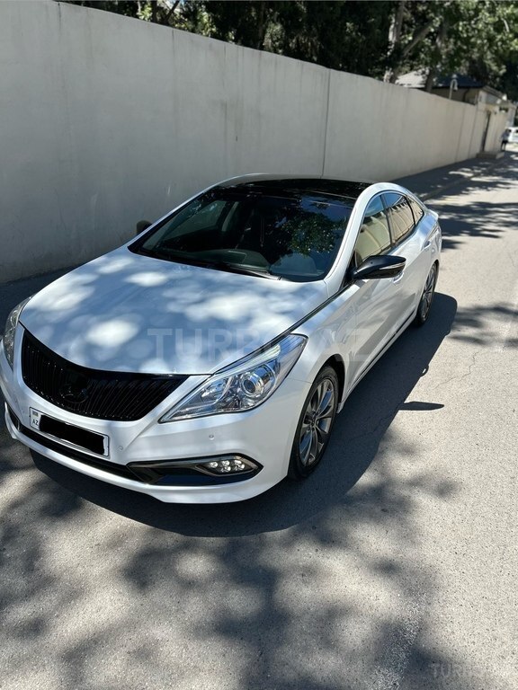 Hyundai Azera