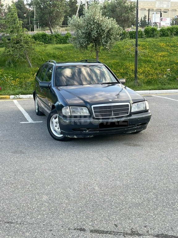 Mercedes C 220