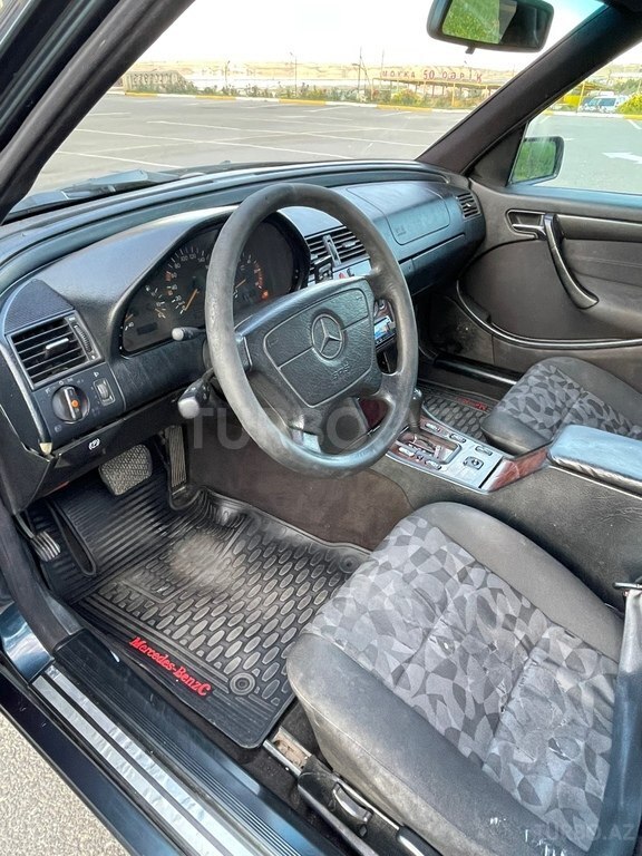 Mercedes C 220
