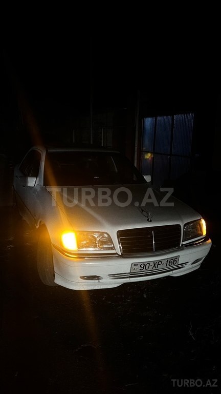 Mercedes C 230