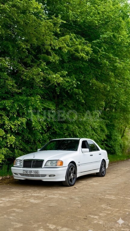 Mercedes C 230