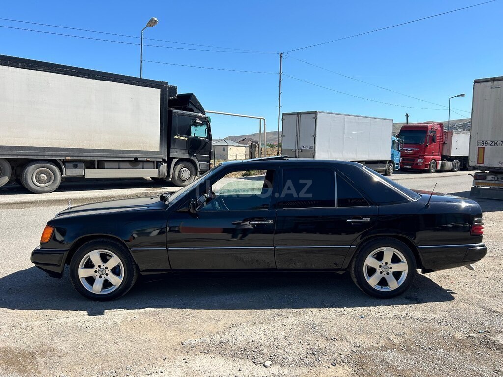 Mercedes 300 D 4MATIC
