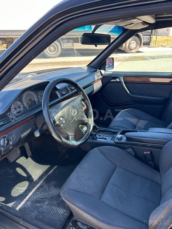 Mercedes 300 D 4MATIC