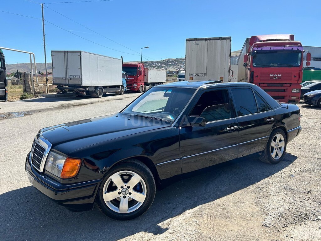 Mercedes 300 D 4MATIC