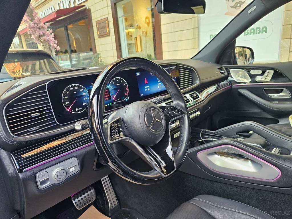 Mercedes GLS 450 4MATIC