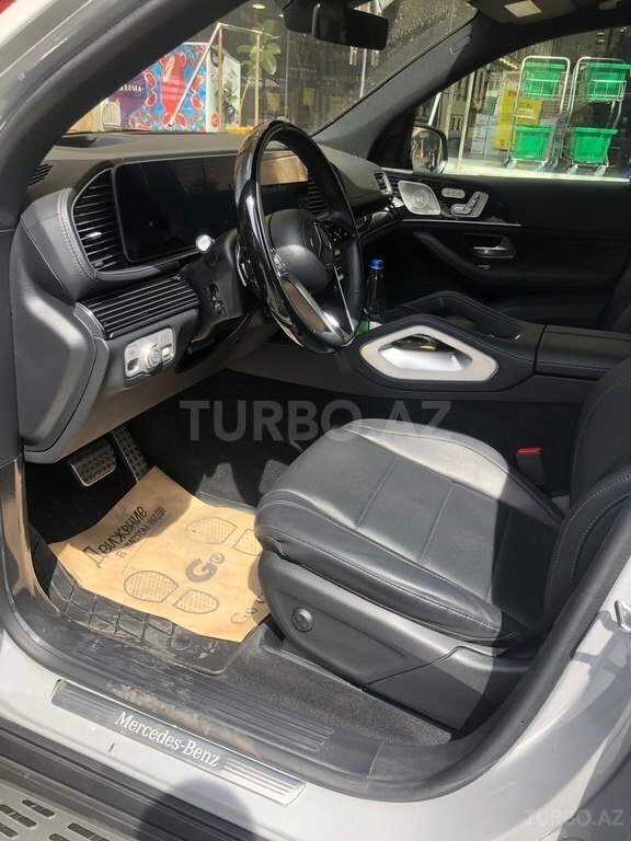 Mercedes GLS 450 4MATIC