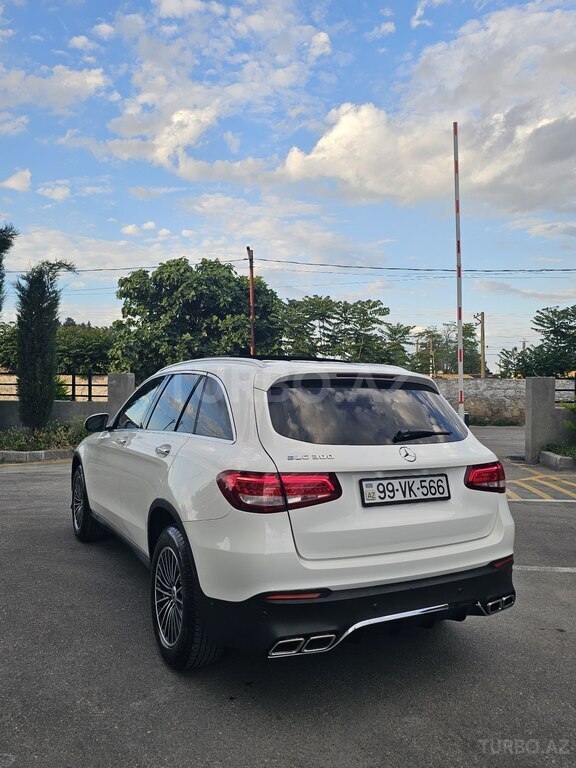 Mercedes GLC 300