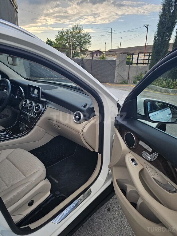 Mercedes GLC 300