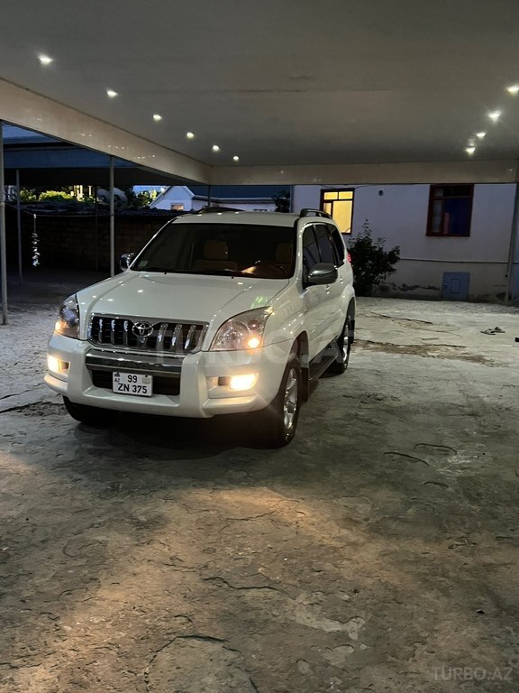 Toyota Land Cruiser Prado
