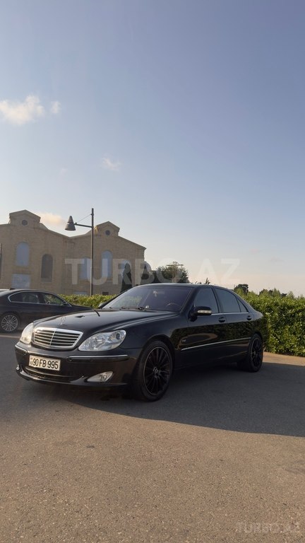 Mercedes S 500