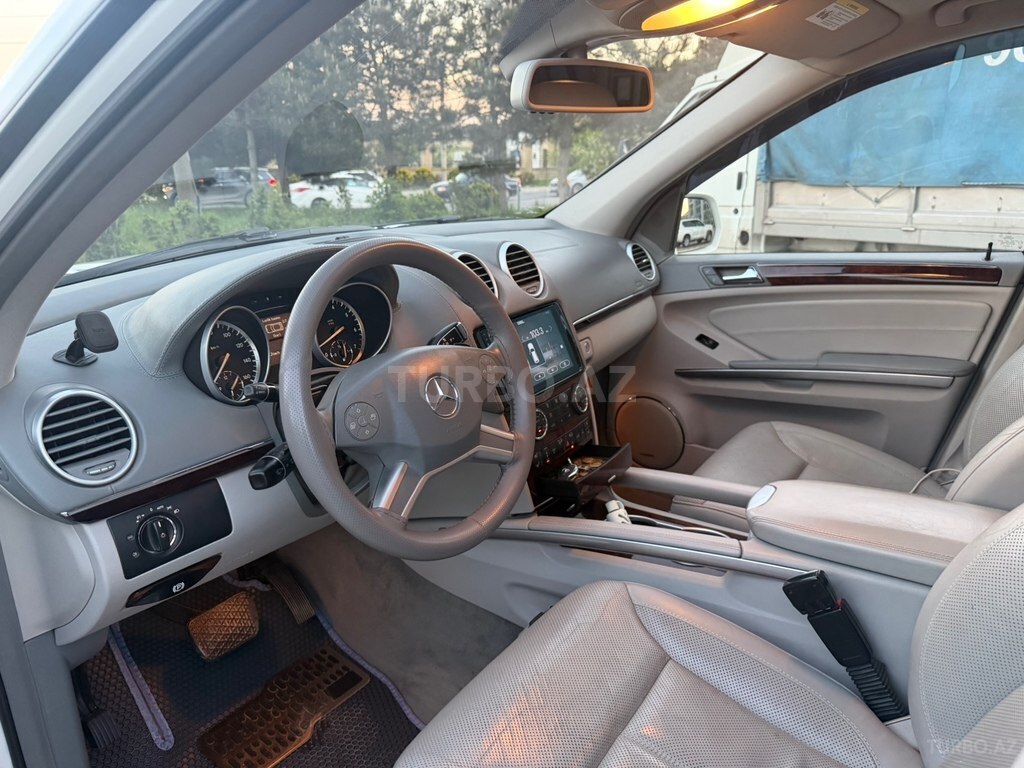 Mercedes GL 550 4MATIC