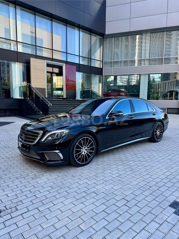 Mercedes S 550