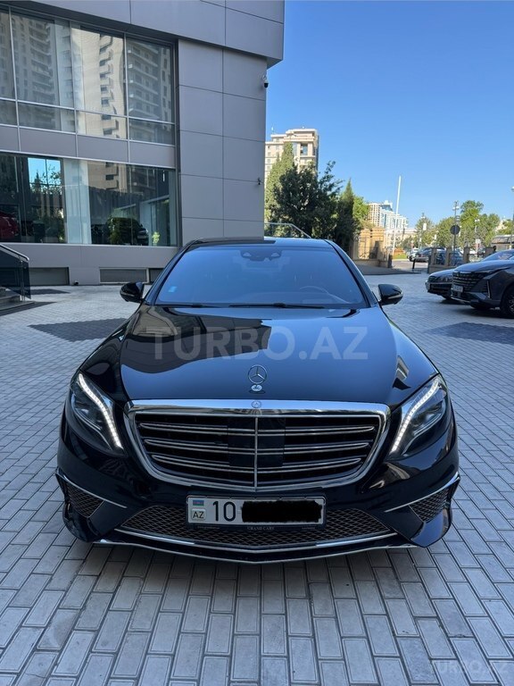 Mercedes S 550