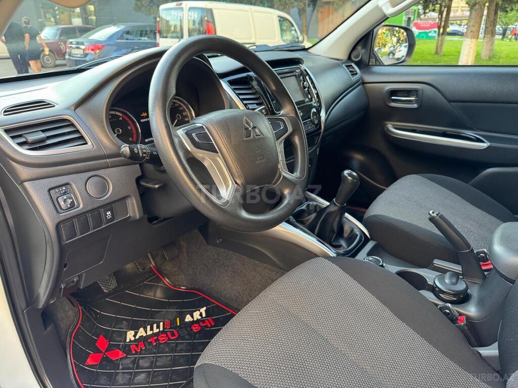 Mitsubishi L200