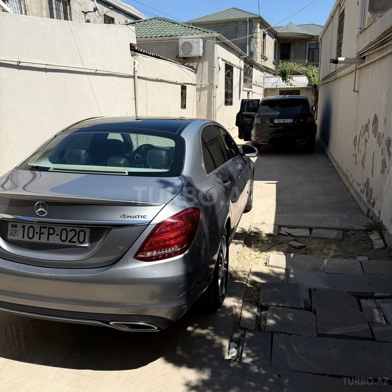 Mercedes C 300 4MATIC