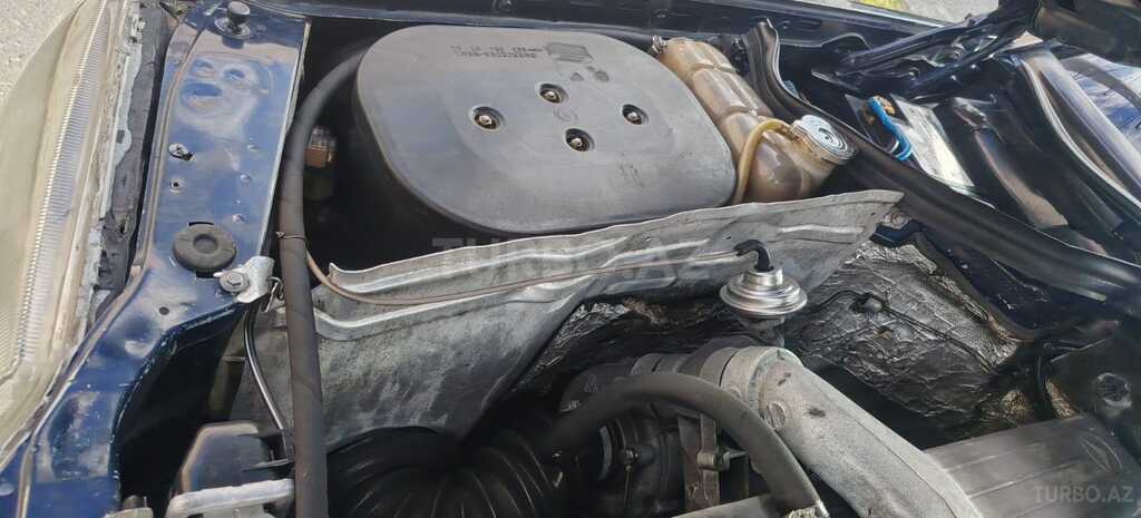 Mercedes 300 D