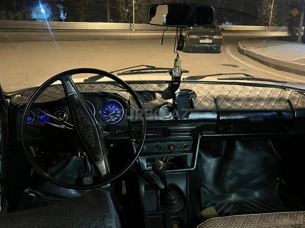 LADA (VAZ) 2103