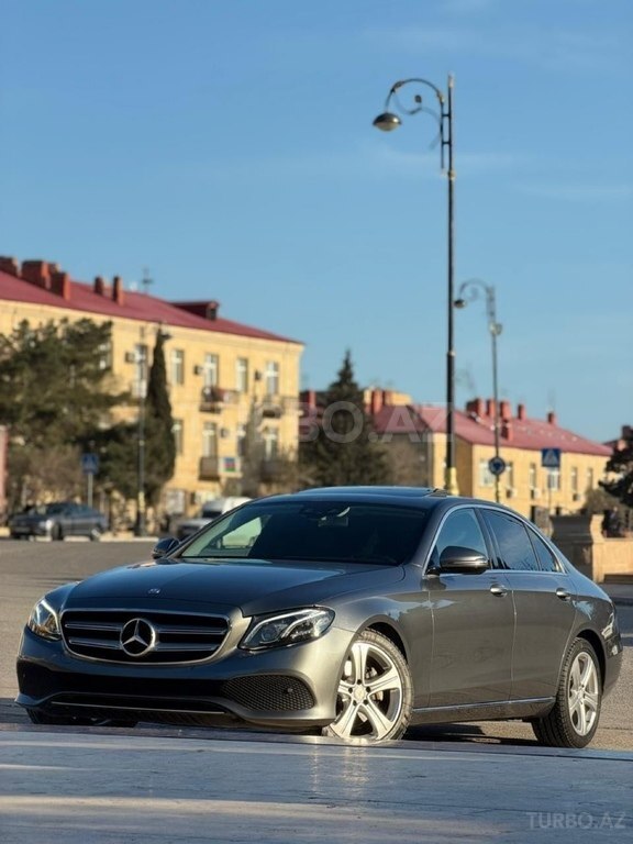 Mercedes E 220 d