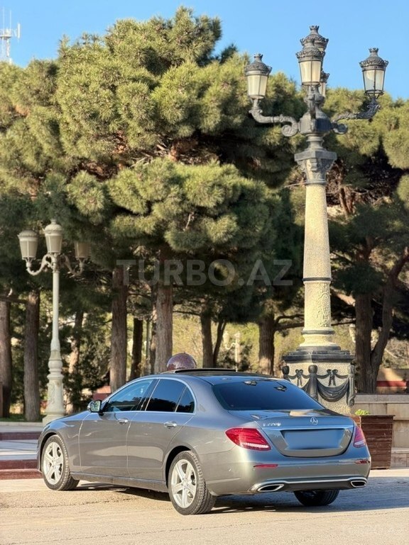 Mercedes E 220 d