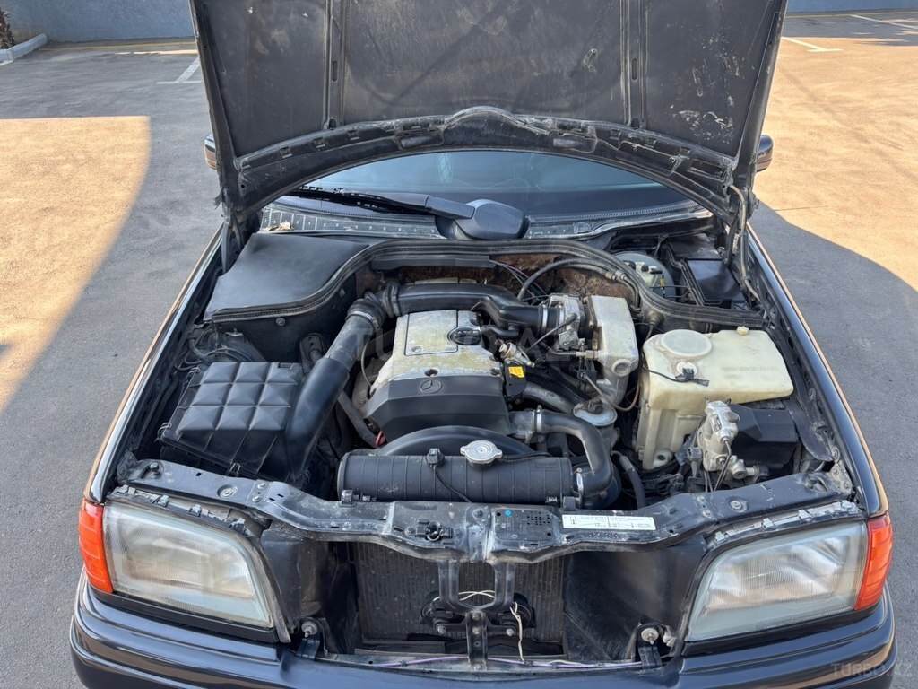 Mercedes C 180