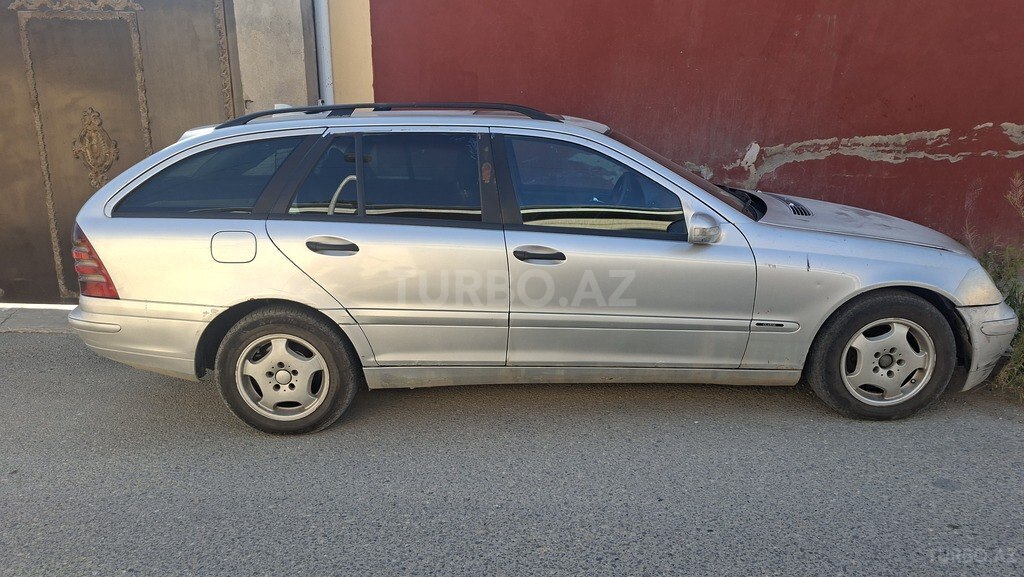 Mercedes C 220