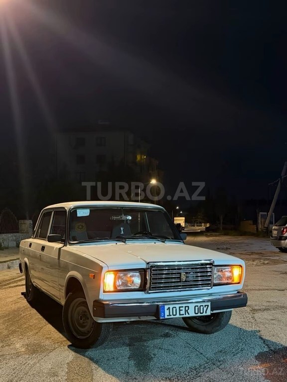 LADA (VAZ) 2107
