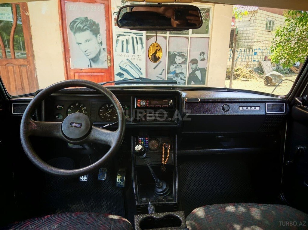 LADA (VAZ) 2107