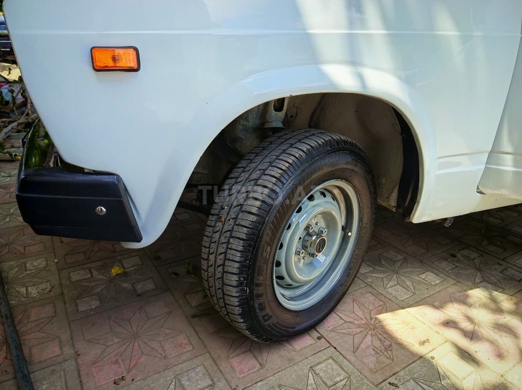 LADA (VAZ) 2107