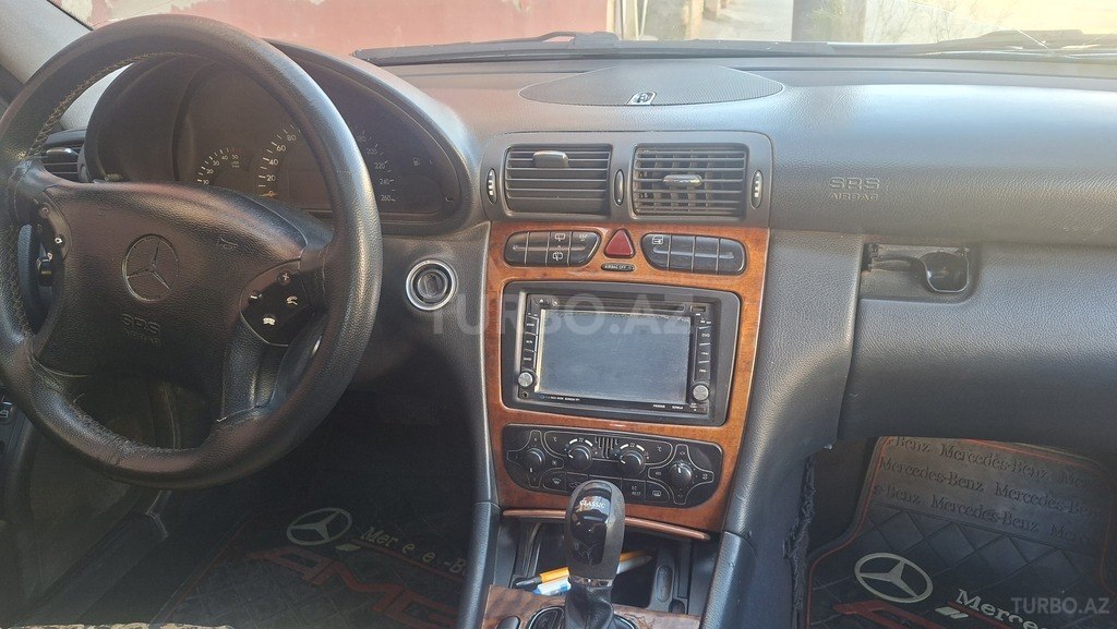 Mercedes C 220