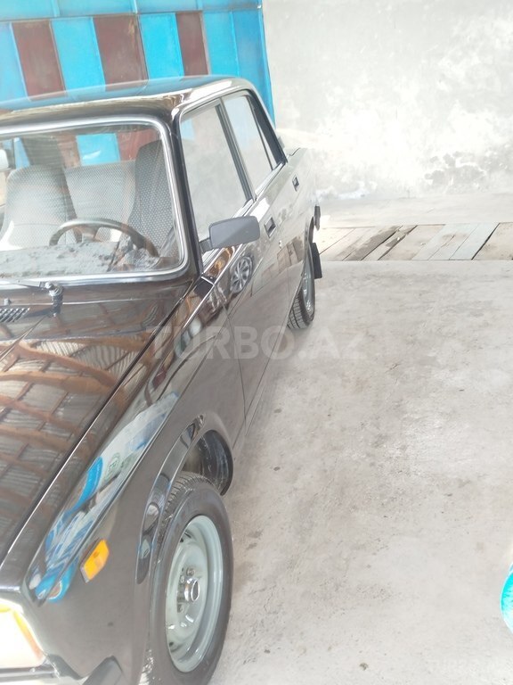 LADA (VAZ) 2107