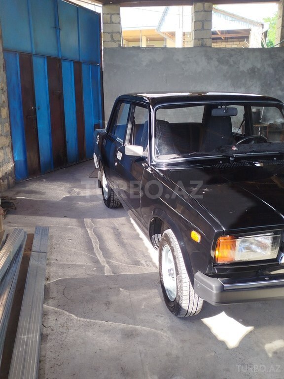 LADA (VAZ) 2107