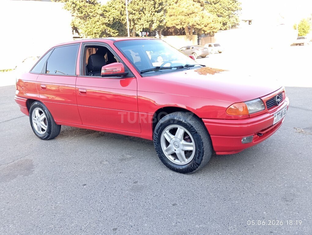 Opel Astra