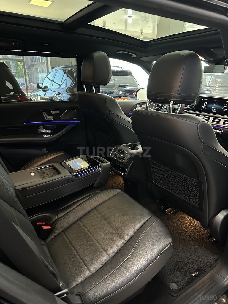 Mercedes GLS 450 4MATIC