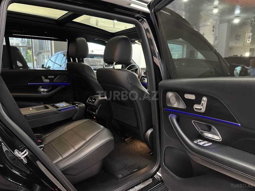 Mercedes GLS 450 4MATIC
