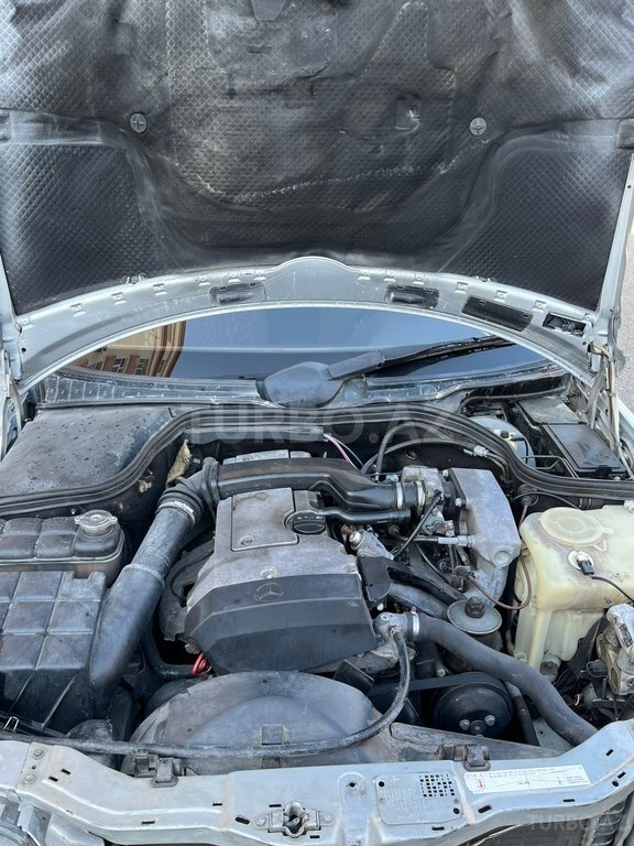 Mercedes C 200
