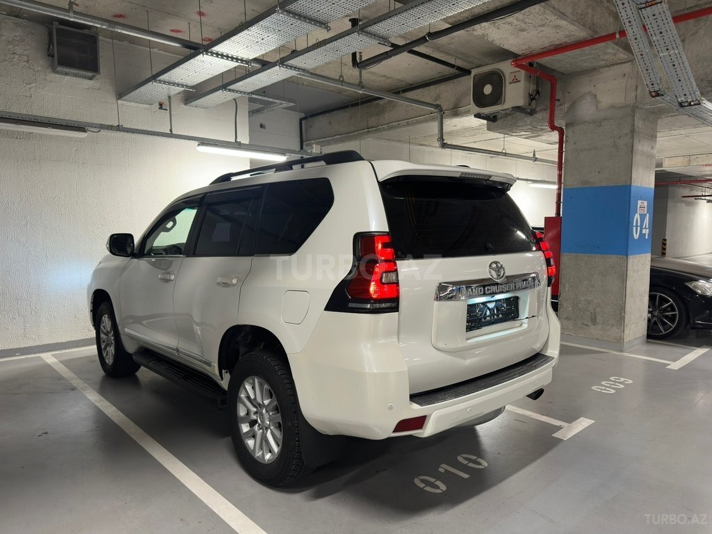 Toyota Land Cruiser Prado