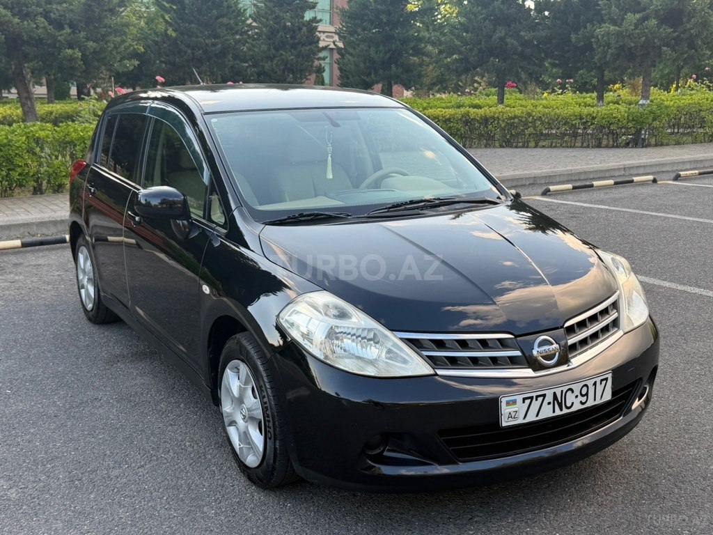 Nissan Tiida