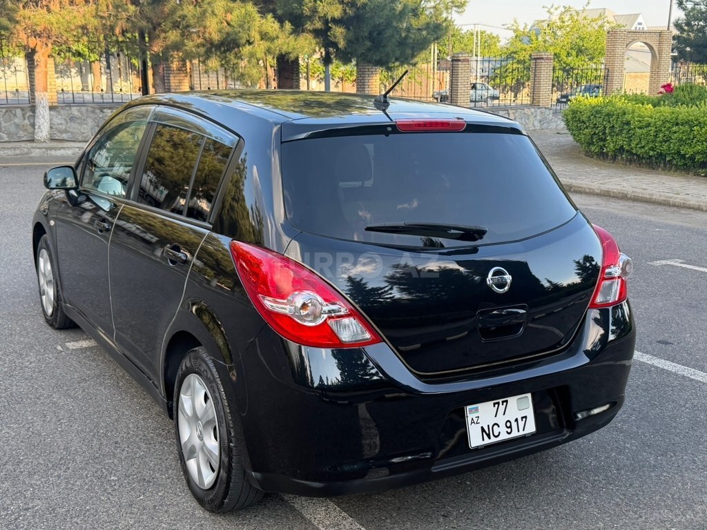 Nissan Tiida