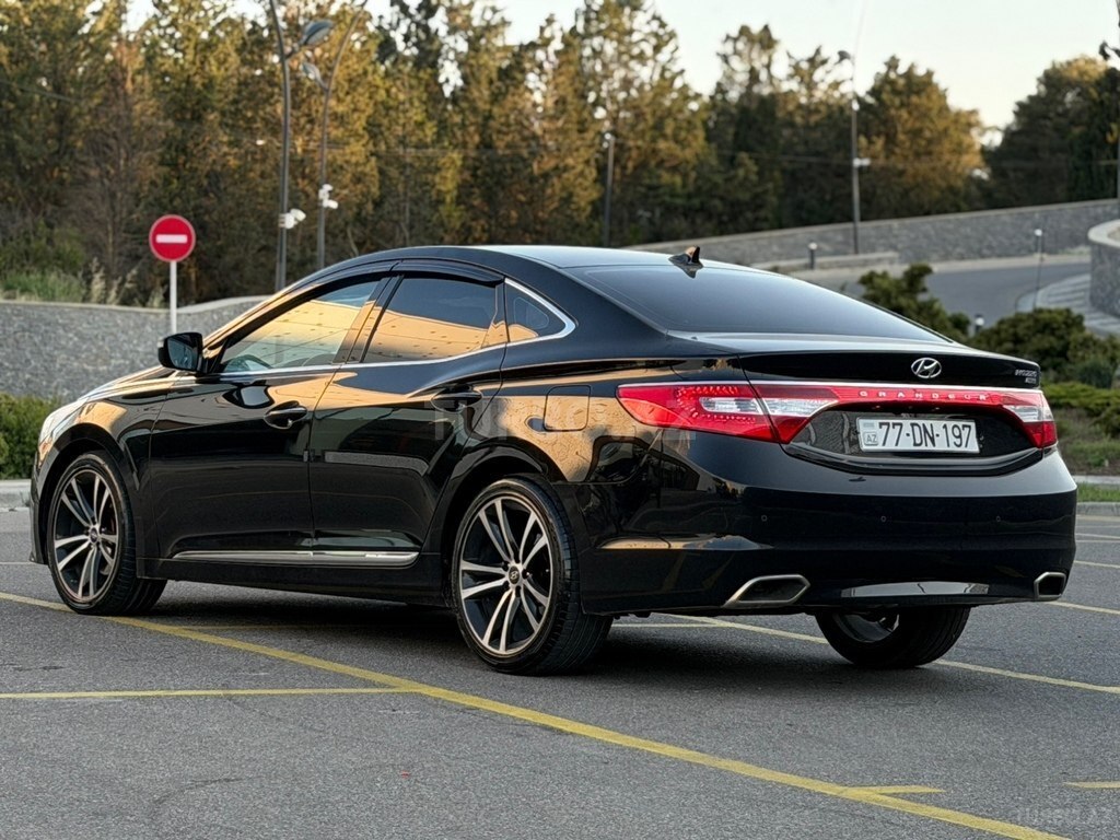 Hyundai Grandeur
