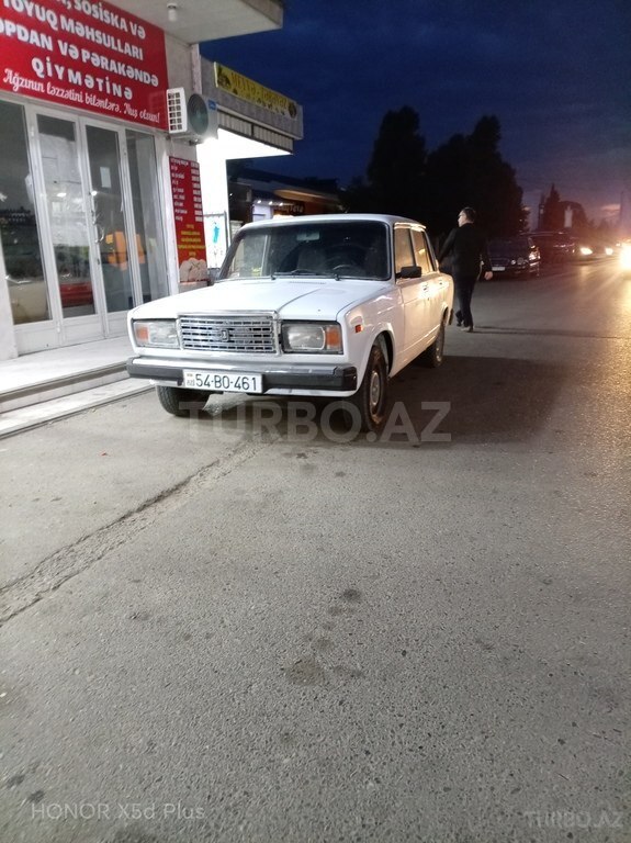 LADA (VAZ) 2107