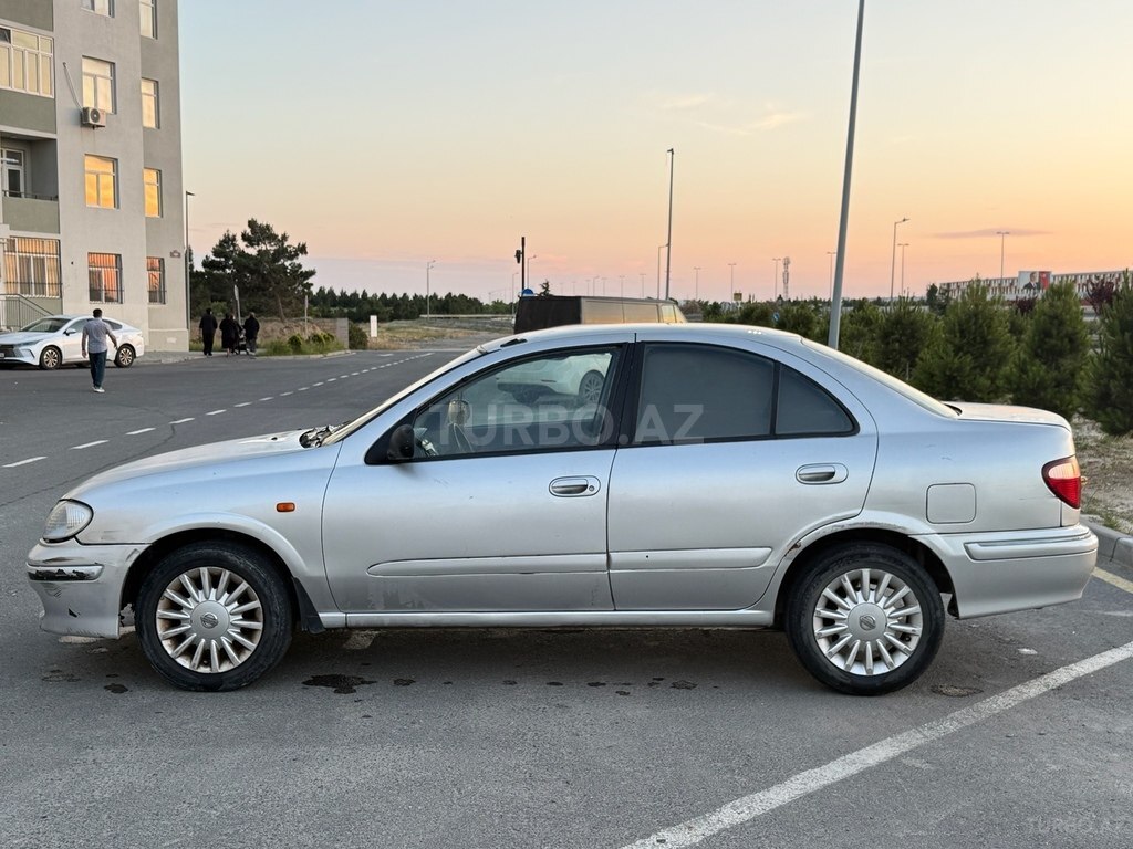 Nissan Sunny