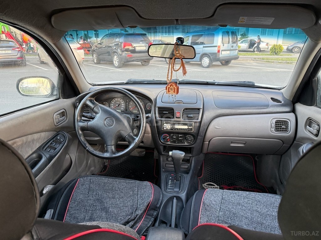 Nissan Sunny