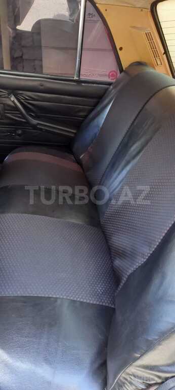 LADA (VAZ) 21011